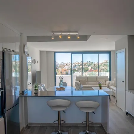 Stunning Villamar, Next To The Beach *
