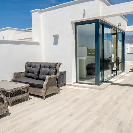 Holiday home Stunning Villamar, Next To The Beach Fuengirola